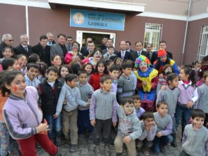 Konya Kulu'da 11 Okula 800 Kitap Dağıtıldı